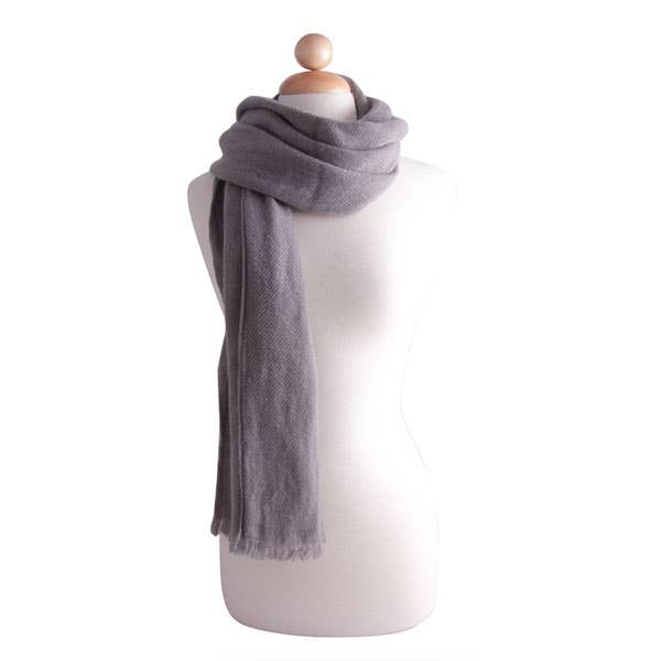 CLASSIC LIGHTWEIGHT FASHION SCARF