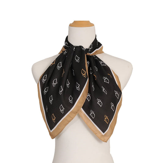 TEXT PATTERN SCARF