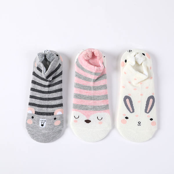3 COLOR ASSORTED SOCKS