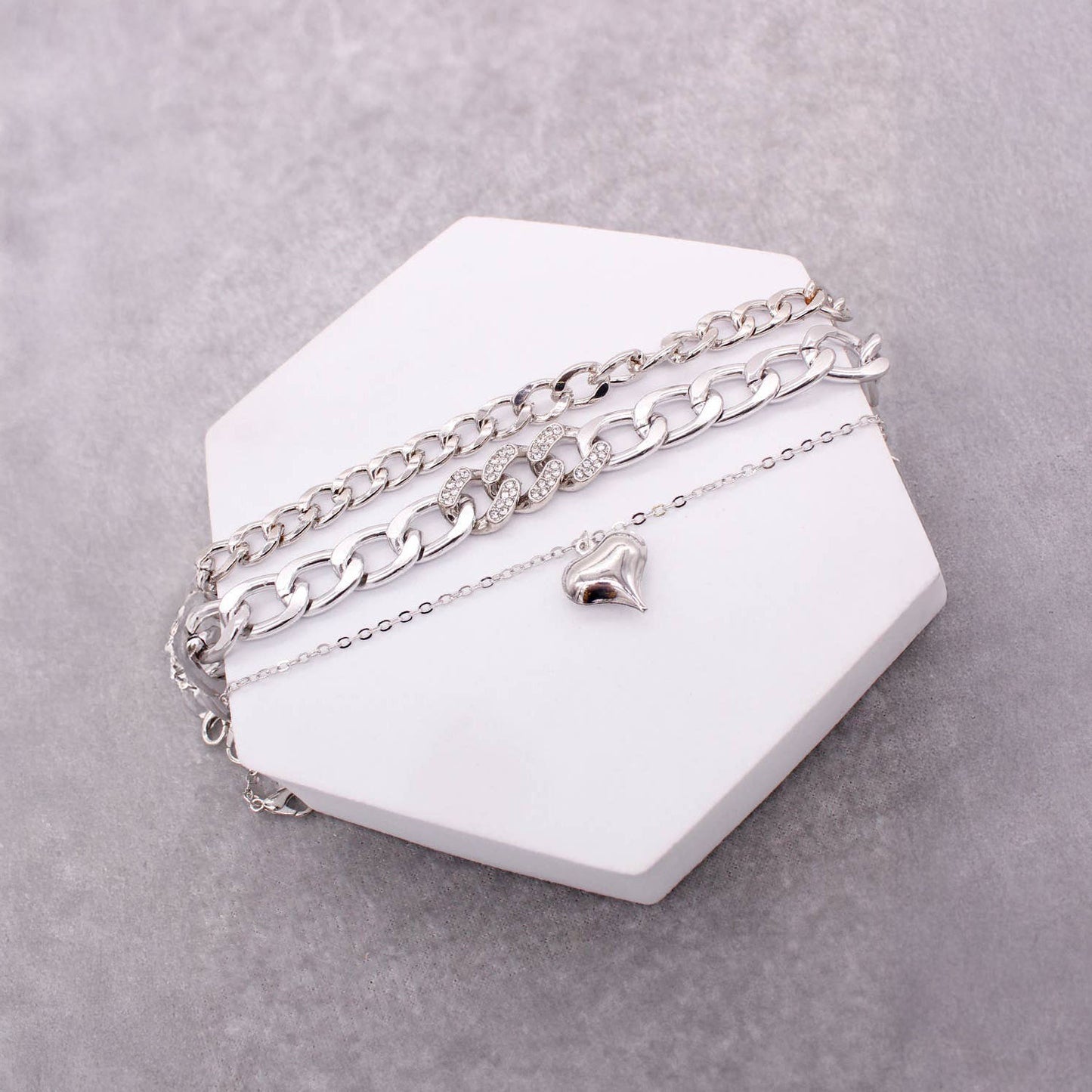 3 ASSORTED HEART PENDANT CHAIN BRACELET SET