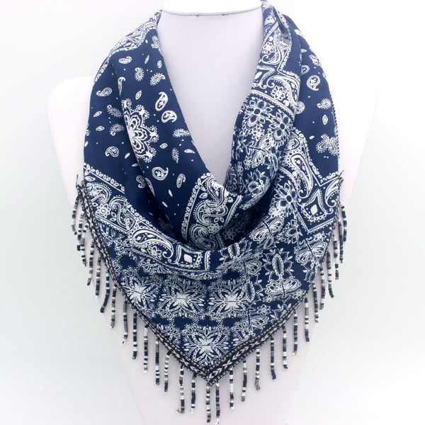 Bandana with tessel