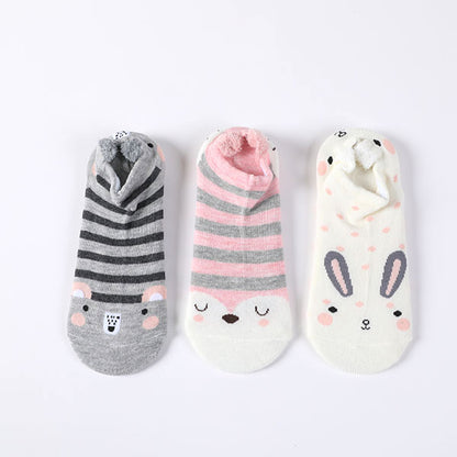 3 COLOR ASSORTED SOCKS