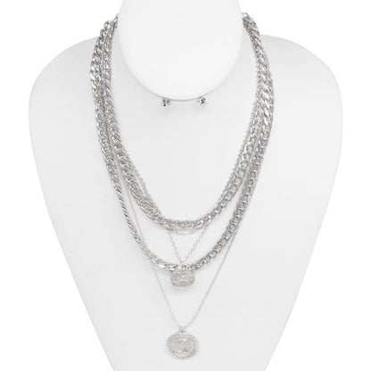 STRONG ME CHAIN LAYRED NECKLACE